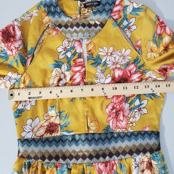 NASTY GAL Flower of Goodbye Maxi Floral Dress - Picture 16 of 16